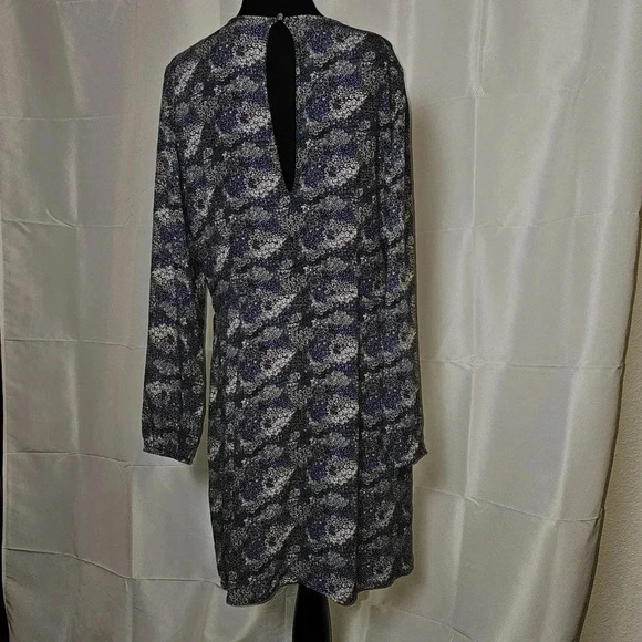 Abercrombie & Fitch multi colored midi floral dress with long sleeves - Picture 5 of 13